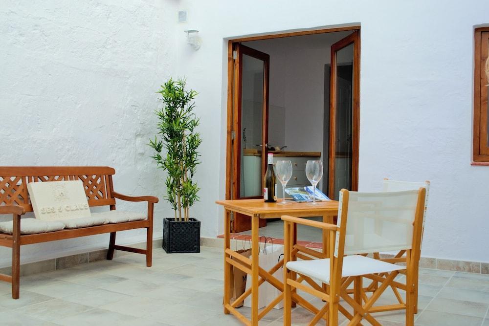 Hotel Boutique Ses 5 Claus ซิวตาเดญา ภายนอก รูปภาพ